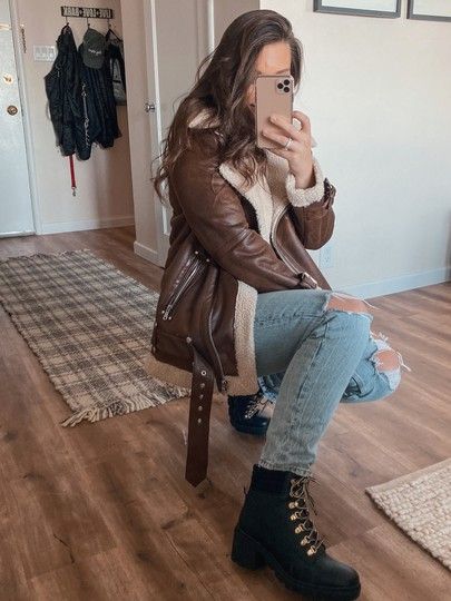 combat boots, aviator jacket, brown jacket, black boots, combat boot outfit Brown Pilot Jacket Outfit, Brown Boots Outfit Work, Brown Aviator Jacket Outfit, Brown Boots Outfit Winter, Brown Combat Boots Outfit, Aviator Jacket Outfit, Aviator Outfit, Brown Aviator Jacket, 2024 Ootd