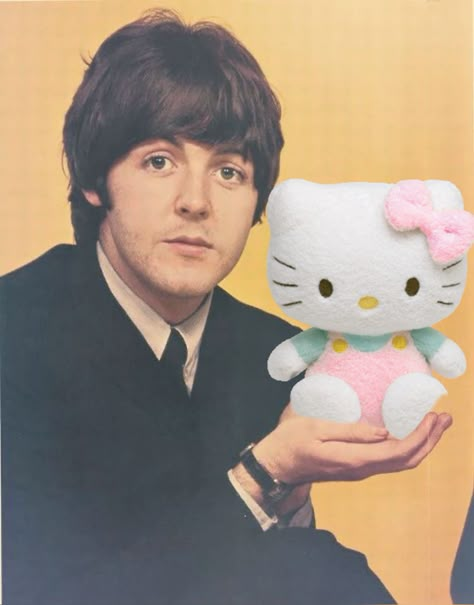 #pfp #meme #beatles #hellokitty Silly Paul Mccartney, Cute Paul Mccartney, The Beatles Silly, George Harrison Pfp, Paul Mccartney Pfp, The Beatles Pfp, Paul Mccartney Poster, Beetles Band, 60's Aesthetic