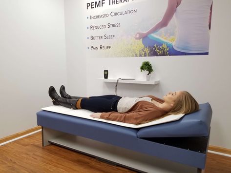 How does PEMF therapy work to bring healing to the body? Dr. Oz has done a great job of sharing his experiences with natural mo dalities throughout the course of his time on TV, and he continues to do so. Several years ago, Dr. Oz aired an episode about PEMF therapy and how it works, […] Pemf Device, Fracture Healing, Body Dr, Pemf Therapy, Healing Therapy, Cellular Level, Body Organs, Dr Oz, Improve Circulation