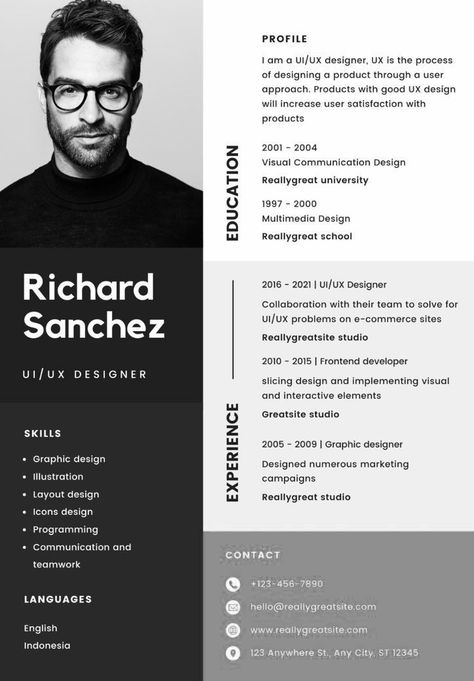 Design Cv Template, Curriculum Vitae Design, Professional Resume Design, Cv Original, Job Cv, It Cv, Cv Inspiration, Marketing Resume, Minimal Resume