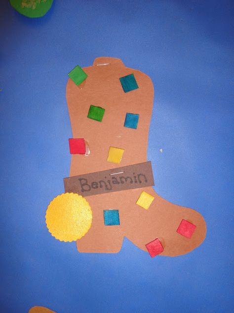 Cowboy Boot Crafts Preschool, Western Crafts For Kids, Wild West Activities, Rodeo Crafts, Cowboys Outfits, Wild West Crafts, Cowboy Boot Crafts, Cowboy Crafts, Desert Theme