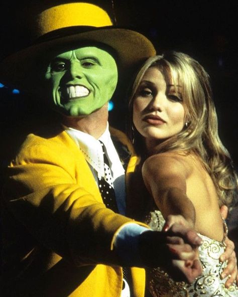 💐 on Twitter: "jim carrey and cameron diaz in the mask, 1994… " The Mask 1994, Jim Carrey Movies, Tv Characters Outfits, 1990s Movies, Ty Babies, 90’s Aesthetic, 90s Movies, 90s Hairstyles, Cameron Diaz