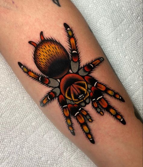 Tarantula Tattoo, Traditional Tattoo Inspiration, Tattoo Filler, Funky Tattoos, Bug Tattoo, Insect Tattoo, Traditional Tattoo Sleeve, Spider Tattoo, Traditional Tattoo Art