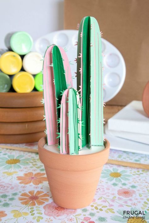 Paper Cactus Template, Cricut Paper Flowers, Cactus Template, Mini Cactus Pots, Free Teacher Appreciation Printables, Cactus Ideas, Craft Storage Diy, Craft Organization Diy, Dollar Diy