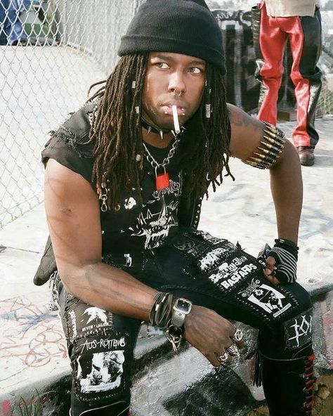 Punk Poses Male, Trad Punk Fashion, Black Punk Outfits Men, Black Rocker Outfit, Afro Goth Male, Afro Punk Fashion Men, Anarchist Fashion, Punk Men Outfit, 80s Punk Fashion Men