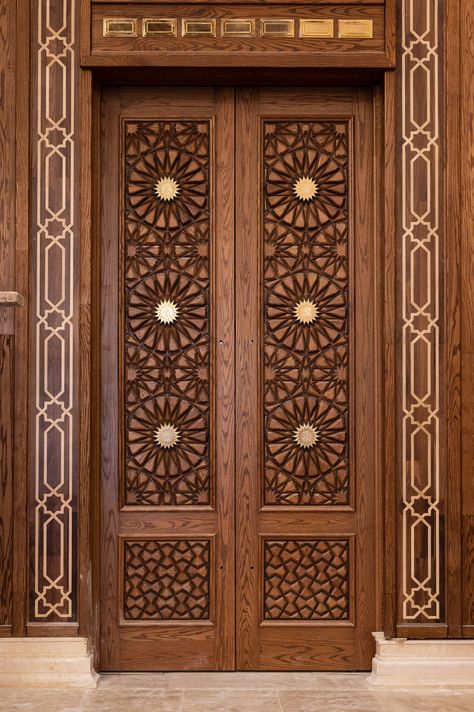 The Grand Egyptian Mosque – Andrew A. Shenouda photography Egyptian Mosque, Mosque Door, Mosque Design Islamic Architecture, Islamic Interior Design, Classic Bedroom Design, Pooja Door Design, Classic Curtains, Mosque Design, Pooja Room Design