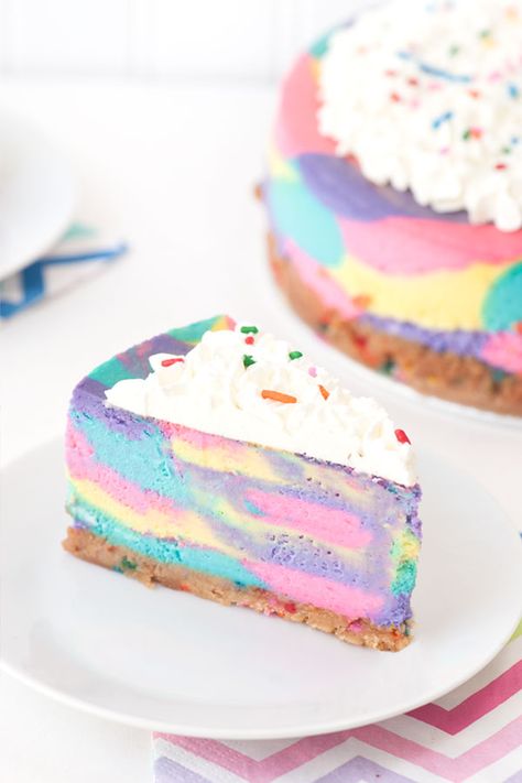 Tie Dye Cheesecake | Sprinkles for Breakfast Coconut Dessert, Pastel Cupcakes, Vanilla Cheesecake, Brownie Desserts, Gateaux Cake, Oreo Dessert, Recipes Dessert, Recipes Crockpot, Rainbow Cake