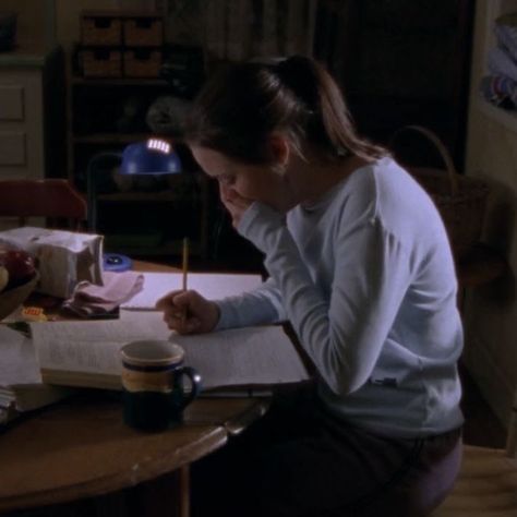 People Studying, Jenifer Aniston, Gilmore Girl, Academic Validation, Sense Of Self, Study Board, Study Inspo, Academic Motivation, Royal Life