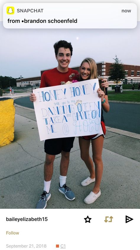 ABBA SONGS!!! YES PLEASE!! Abba Promposal, Mama Mia Promposal, Mamma Mia Promposal, Homecoming Songs, Best Friend Hoco Proposal, Hoco Proposals Ideas Friends, Hoco Promposal, Sadie Hawkins Proposals, Abba Songs