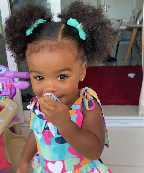 Gorgeous Doll 😍 ♥️ Follow instagram.com/KidsMixedIG Puff Puffs, Kids Afro, Black Baby Hairstyles, Rave Braids, Puff Ponytail, Cute Black Babies, Beautiful Black Babies, Puff Puff