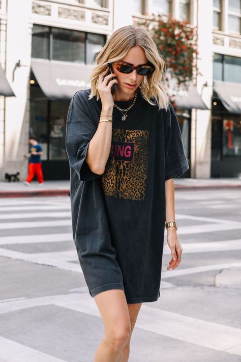 831c2f88a604a07ca94314b56a4921b8desc50896269ri 80s Fashion Trends, Wardrobe Tips, Outfits Chic, Nice Style, Pinterest Outfits, Anine Bing, Fashion Tips For Women, Fashion Black, Chic Fashion