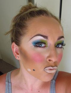 Make up do's and don't on Pinterest | 53 Pins Funny Makeup Looks Hilarious, Worst Eyebrows, Bad Makeup Fails, Makeup Gone Wrong, Makeup Fail, Worst Makeup, Ugly Makeup, Plastic Surgery Fail, Makeup Fails