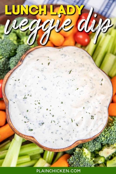 Lunch Lady Veggie Dip Recipe - super simple and tastes great! Sour cream, mayonnaise, buttermilk, parsley, garlic powder, onion powder, salt, and black pepper. Let the dip chill in the fridge overnight for maximum flavor. Serve with your favorite fresh veggies, chips, and crackers. Equally delicious as a salad dressing. Spicy Boneless Wings, Ww Sauces, Dips Party, Eat Appetizers, Veggie Dips, Plain Chicken Recipe, Veggie Dip Recipe, Party Meals, Savory Dips