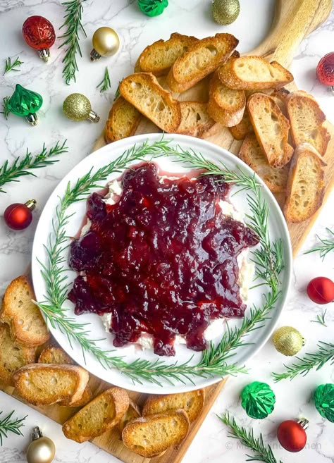 Holiday Cranberry Whipped Feta Dip with Fresh Rosemary Cracker Dip Recipe, Fresh Rosemary Recipes, Cranberry Whipped Feta, Feta Cheese Dip, Easy Christmas Appetizers, Whipped Feta Dip, Christmas Party Food Ideas, Cracker Dip, Rosemary Recipes