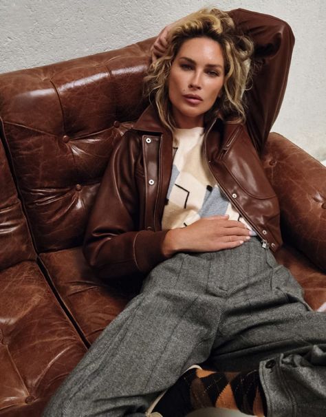 Erin Wasson Style, Elle Spain, Winter Styling, Vogue Brazil, Erin Wasson, V Magazine, Styling Inspiration, Cozy Vibes, New York Street