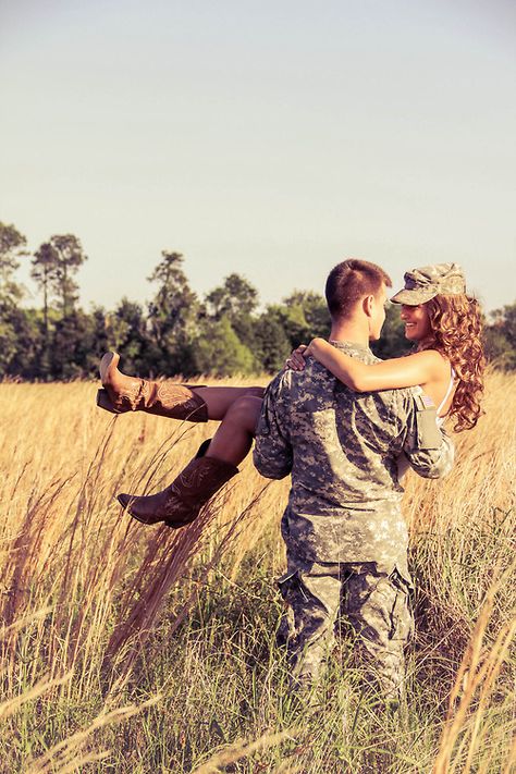 He's Got Boots and I've Got Wings Military Couple Pictures, Military Engagement Photos, Military Photography, Pictures Engagement, Military Couples, Army Couple, Military Girlfriend, Country Couples, Military Wedding