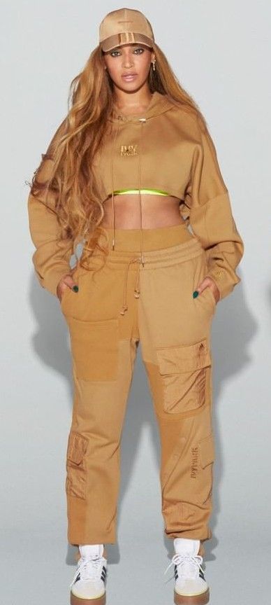 Beyonce Adidas x Ivy Park Tracksuit Women Fashion, Beyonce Style Outfits, Beyonce Adidas, Beyonce Ivy Park Rodeo, Beyonce Rodeo Ivy Park, Beyonce Ivy Park Icy, Beyoncé Ivy Park Adidas, Beyonce Ivy Park, Ivy Park Clothing