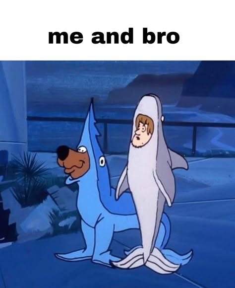 #real #scoobydoo #duo #relatable #friends #bestfriends #shaggy #scooby #funny #meandbro Scooby Doo Collar Tattoo, Fred Jones X Shaggy, Funny Scooby Doo Pictures, Scooby Doo Human Version, Duo Reaction Pics, Costume Ideas Duo Best Friends, Hot Dog Water Scooby Doo, Scooby Doo Matching Pfp For 5, Scooby Doo Gang Poly