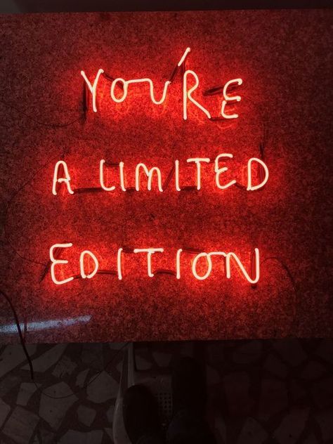 Neon Text Aesthetic, Neon Words Aesthetic, Neon Aesthetic Quotes, Neon Quotes Aesthetic, Neon Sayings, Red Neon Aesthetic, Aesthetic Neon Signs, Neon Sign Ideas, Red Neon Sign