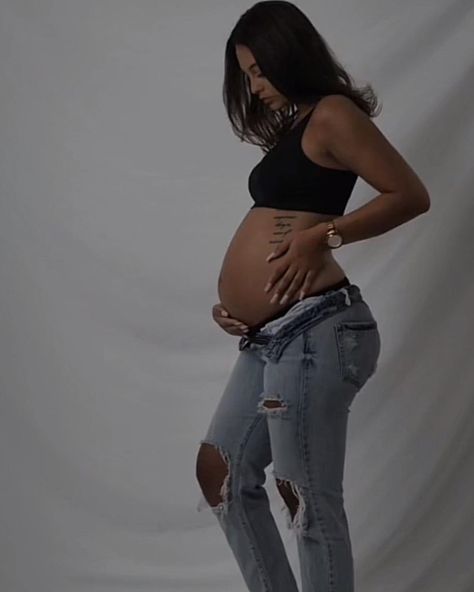 Maternity Outfits For Photoshoot Jeans, Overall Maternity Pictures, Denim And White Maternity Shoot, Jeans And Bra Maternity Shoot, Maternity Photography Jeans, Denim Pregnancy Photoshoot, Jean Maternity Shoot, Denim Maternity Shoot, Jeans Maternity Shoot