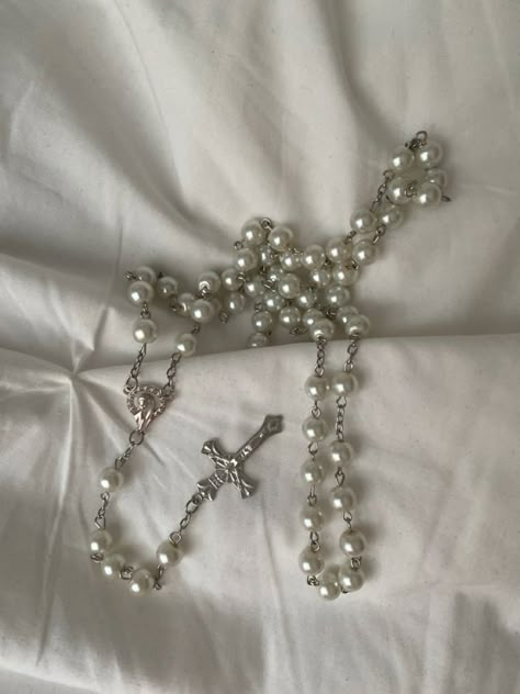 Tyler Bell Priest, Priest Sierra Simone, Coquette Rosary, Church Girl Aesthetic, Sierra Simone, Church Aesthetic, Christian Love, Aesthetic Coquette, Holy Mary