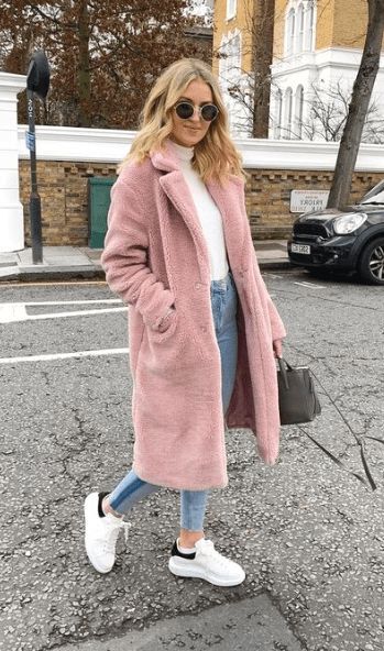 be53ee61104935234b174e62a07e53cfdesc37640411ri Woolen Shirt, Affordable Winter Outfits, Winter Outfits 2020, Winter Mode Outfits, Moda Hippie, Shirt Outfits, Winter Street, Winter Outfits Cold, Coat Outfit