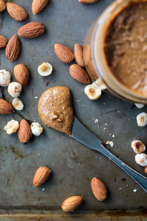 Almond Butter Recipe, Healthiest Nut Butter, Nut Butter Recipes, Homemade Nut Butter, Homemade Almond Butter, Almond Butter Recipes, Homemade Food Gifts, How To Roast Hazelnuts, Paleo Treats