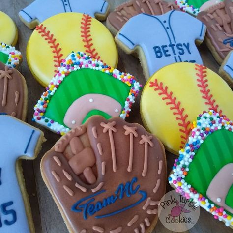 Baseball Glove Cookies Decorated, Softball Decorated Cookies, Baseball Sugar Cookies Decorated, Softball Cookies Decorated, Baseball Cookies Decorated, Softball Sugar Cookies, Baseball Sugar Cookies, Softball Cookies, Softball Banquet