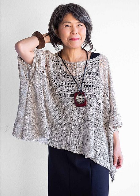 Summer Knitting Patterns, Poncho Knitting Patterns, Poncho Pattern, Summer Knitting, Knitted Poncho, Knit Tees, Knit Fashion, Sweater Pattern, Knitting Inspiration