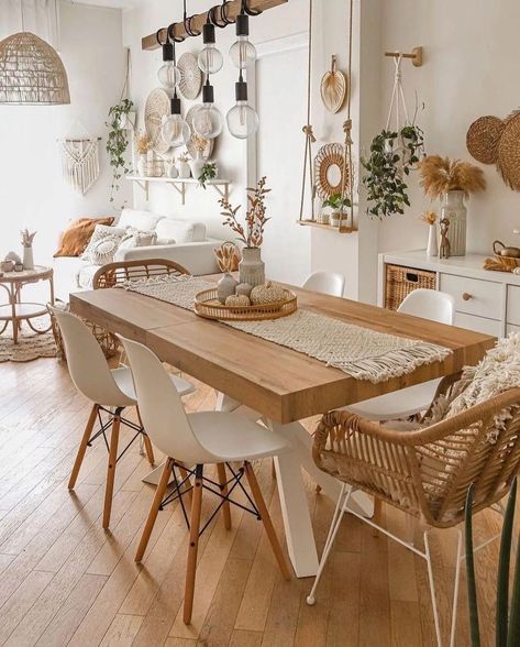 Boho Dining Room, Small Apartment Decorating, Bohemian Living, Boho Kitchen, Boho Interior, Decor Home Living Room, Dining Room Design, Living Room Inspiration, Room Table