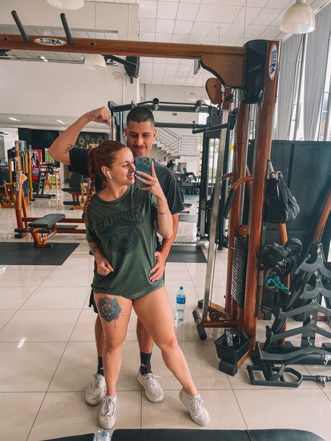 Foto criativa / foto com namorado na academia / fitness/ casal na academia / casal fitness Collage, Pins