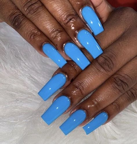 Bold Solid Color Nails, Baby Blue Nail Design Ideas, Plain Blue Nails, Square Nails Ideas Medium, Plain Nails Acrylic, Blue Square Acrylic Nails, Blue Square Nails, Acrylic Claws, Teal Acrylic Nails