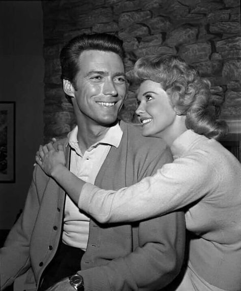 Clint Eastwood and Donna Douglas Actor Clint Eastwood, Donna Douglas, Mister Ed, The Beverly Hillbillies, Frankie And Johnny, Scott Eastwood, I Love Cinema, Hollywood Icons, Actrices Hollywood