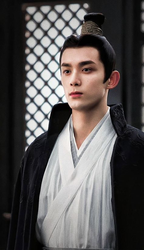 “Love Like the Galaxy” (2022) Leo Wu ⚔️ as Ling Buyi / Zi Sheng 🖤 Love Like The Galaxy, Lei Lei, Leo Wu, Chinese Historical Drama, Wu Lei, Chinese Dramas, Historical Drama, The Galaxy, Drama