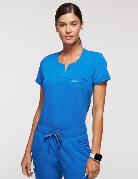 Bust Dart, Medical Outfit, Medical Uniforms, Medical Scrubs, Scrub Tops, Saudi Arabia, Anti Wrinkle, Dart, Business Casual