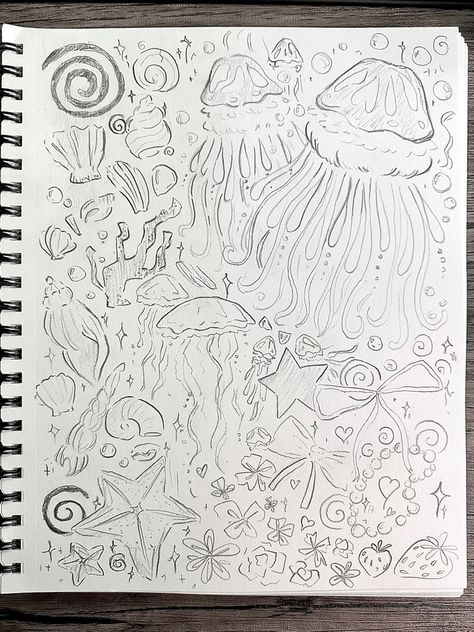 jellyfish, starfish, jellyfish drawing, stars, pearls, shells Jellyfish Doodle, Doodle Aesthetic, Piskel Art, Sea Stars, Art Diary, Arte Inspo, Arte Sketchbook, Cute Doodle Art, Doodle Art Designs