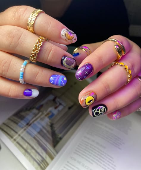 The Owl House Nails, Owl House Nails, Jamaica Nails, Cute Easy Nail Designs, Themed Nails, Cute Short Nails, Punk Nails, Fantasy Nails, Cute Simple Nails