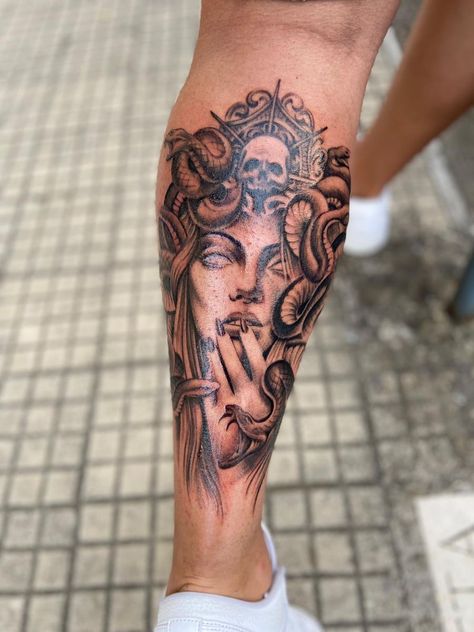 #CoolTattoos #TattooArt #InkMaster #TattooDesigns #InkedUp #TattooLovers #InkInspiration #TattooIdeas #CreativeInk #TattooStyle Men Medusa Tattoo, Medusa Tattoo On Calf, Realistic Tattoo Ideas For Men, Medusa Tattoo Calf, Medusa Tattoo Design For Men, Medusa Tattoo For Men, Back Calf Tattoos Men, Medusa Tattoo Men, Medusa Tattoo Leg