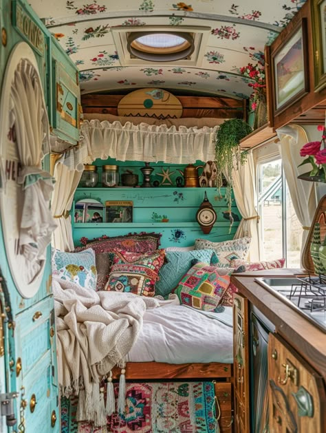 53 Boho Design Ideas for Perfect Camper Renovation – TastyInteriors Boho Caravan Ideas, Bohemian Campervan, Rustic Boho Camper, Camper Design, Camper Van Interior Ideas Boho, Vintage Caravan Interiors Boho, Boho Chic Decor Diy, Boho Loft, Vintage Caravan Interiors