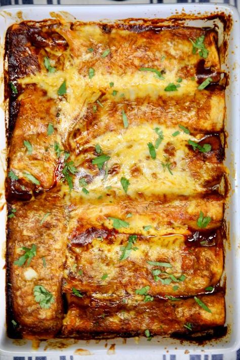 Brisket Enchiladas Recipe, Brisket Enchiladas, Brisket Tacos, Beef Brisket Recipes, Homemade Enchilada Sauce, Cheese Enchiladas, Homemade Enchiladas, Enchiladas Recipe, Brisket Recipes