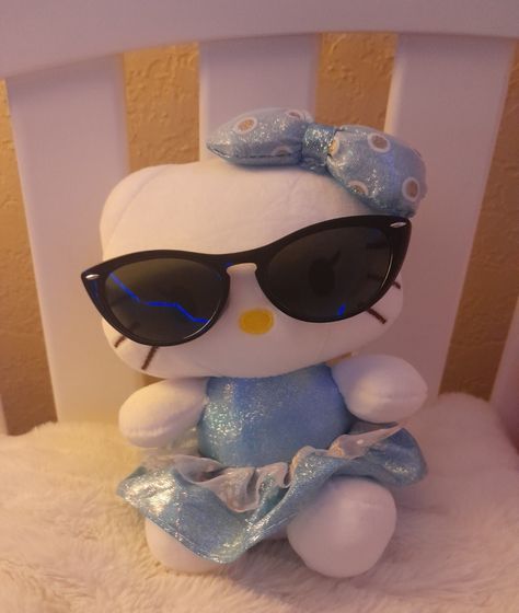 Hello Kitty With Sunglasses, Follow Back, Hello Kitty, Kitty, Sunglasses, Quick Saves