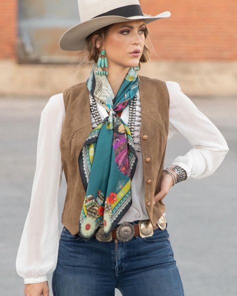 Dolan Geiman, Looks Country, Western Style Outfits, Estilo Country, Wild Rag, Western Outfits Women, Silk Set, Western Wear For Women, Scarf Sale