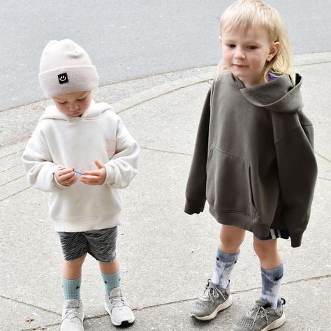 Hand-Dyed Nike Socks 🇨🇦’s Instagram post: “👀 Look at these two little brothers in our kids socks! What cuties 🙌🏼 @katrinalazz ⚡️ Link in bio to shop or DM to order! Our kids socks…” Nike Socks, Kids Socks, Our Kids, Hand Dyeing, Instagram Profile, Normcore, Tie Dye, Dye, Socks