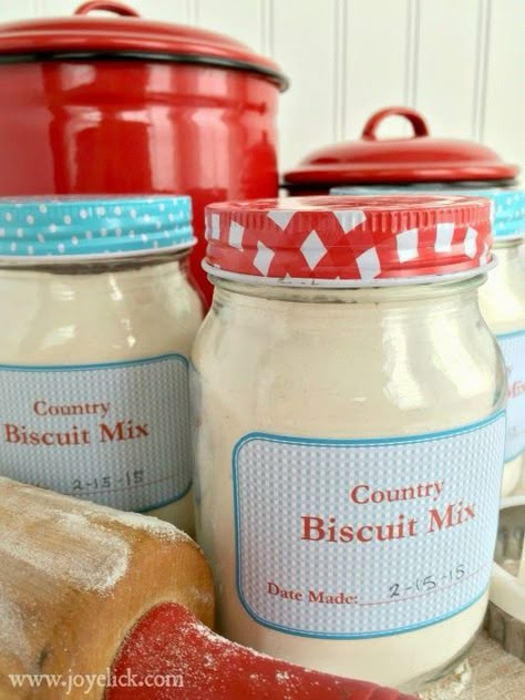 Homemade Biscuit Mix, Country Biscuits, Best Homemade Biscuits, Baking Mix Recipes, Homemade Dry Mixes, Homemade Pantry, Homemade Almond Milk, Mason Jar Meals, Biscuit Mix