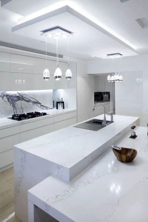 Kitchen Design Small Space, Desain Pantry, White Interior Design, Kitchen Ceiling, White Kitchen Design, Small Space Kitchen, Luxury Kitchen Design, False Ceiling Design, Kitchen Room Design