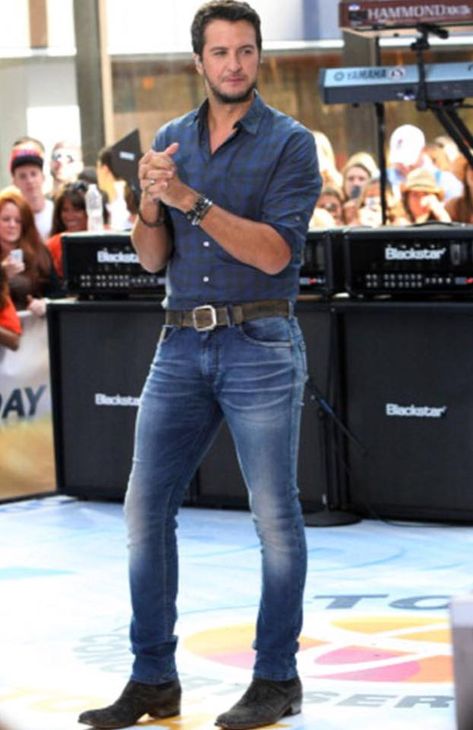 Luke Bryan Concert Outfit, Cowboy Outfit For Men, Luke Bryan Fan, Luke Bryan Concert, Luke Bryan Pictures, Boots Outfit Men, Amazing Man, Urban Cowboy, Nashville Outfits