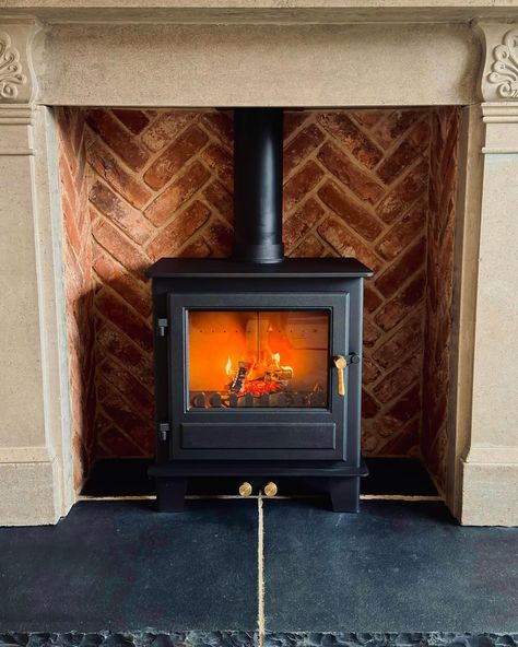 🔥🔥🔥 A fantastic fireplace with our beautiful blend 4 brick slips in a herringbone pattern, with cream mortar to complement- absolutely delightful. . #brickslips #fireplace #renovation Herringbone Fireplace, Roaring Fireplace, Fireplace Renovation, Brick Slip, Log Burner Fireplace, Fireplace Brick, Herringbone Brick, Brick Slips, Brick Tile