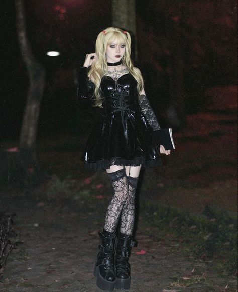 Miss Misa, Misa Amane Outfit, Misa Amane Cosplay, Lace Hem Dress, Halloween Parejas, Misa Amane, Cute Halloween Costumes, Gothic Dress, Alternative Outfits