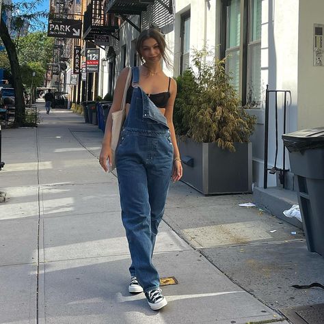 Paige Secosky (@paigesecosky) • Instagram photos and videos Jean Overall Outfits Summer, The Lumineers Concert Outfit, Lumineers Concert Outfit, The Lumineers Concert, Overall Outfits Summer, Summer Overall Outfits, Lumineers Concert, Paige Secosky, Jean Overall Outfits