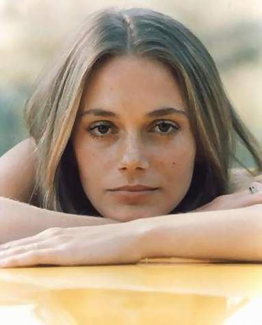 Peggy Lipton "The Mod Squad" Julie Barnes Julie Barnes, Peggy Lipton, 60s Tv Shows, Quincy Jones, Mod Squad, Celebrity Faces, Twin Peaks, Beauty Icons, Classic Tv